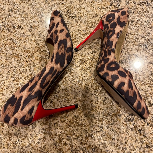 XOXO Shoes - XOXO Soft Women’s Filomena- Leopard print pumps, Red heel - Size 9
